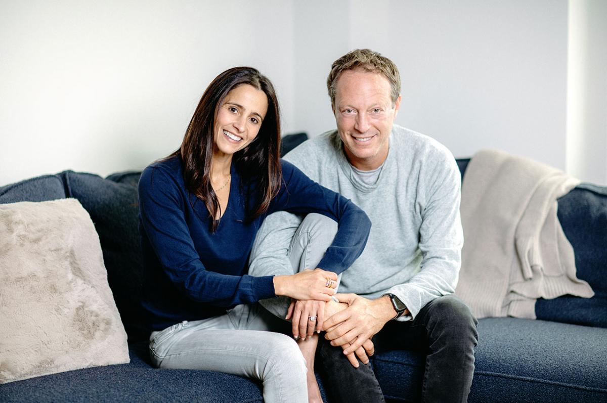 Investing for Environmental and Social Impact portrait of Tufts graduates Jason and Chloe Epstein at their house in NYC